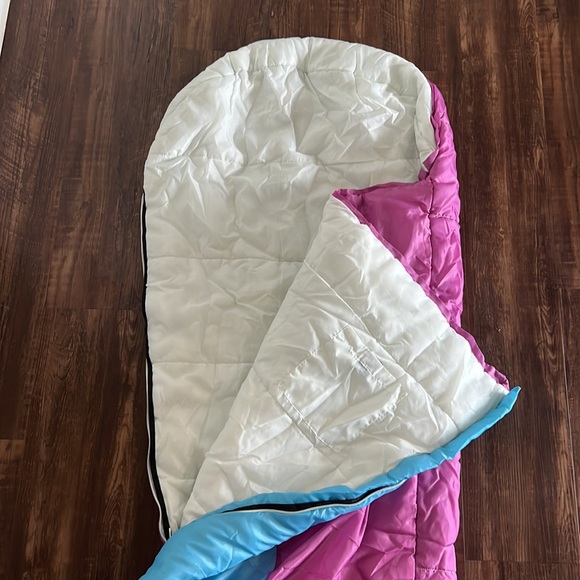 Girl’s Mummy Sleeping Bag - Picture 4 of 8